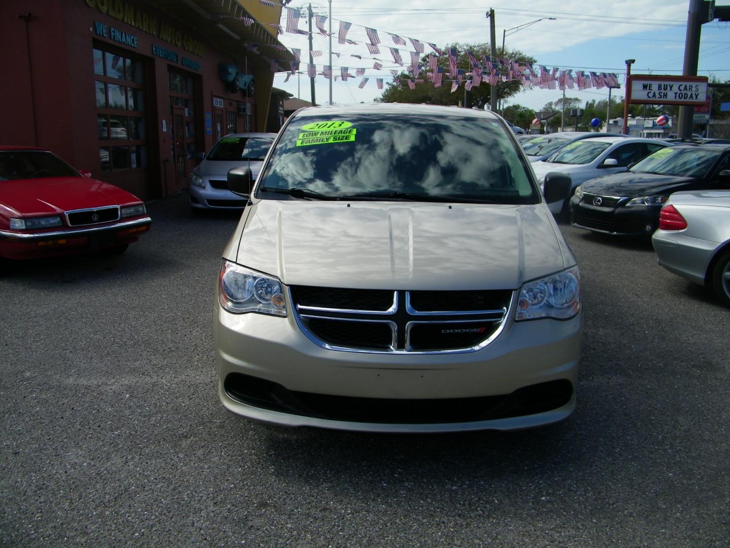 2013 GOLD /Black Dodge Grand Caravan SE (2C4RDGBG3DR) with an 3.6L V6 DOHC 24V engine, Automatic transmission, located at 4000 Bee Ridge Road, Sarasota, FL, 34233, (941) 926-0300, 27.298664, -82.489151 - Photo#1